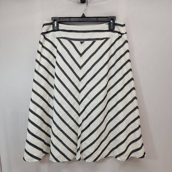 Talbots Size 6 Asymmetrical Stripes A Line Skirt Career Knee-Length U - Picture 3 of 6
